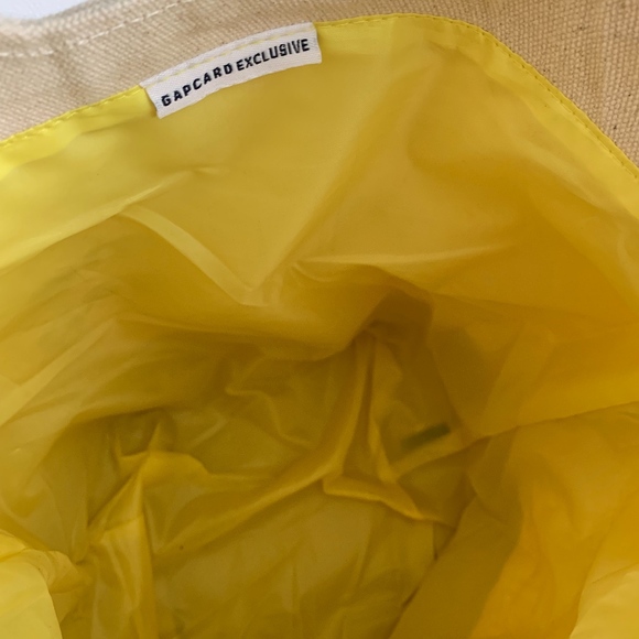 Gap Canvas Gap Card Exclusive (Limited Edition) Tote - Picture 4 of 4